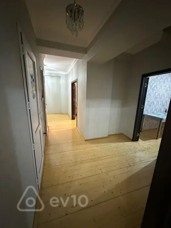 Satılır 3 otaqlı yeni tikili 115 m²