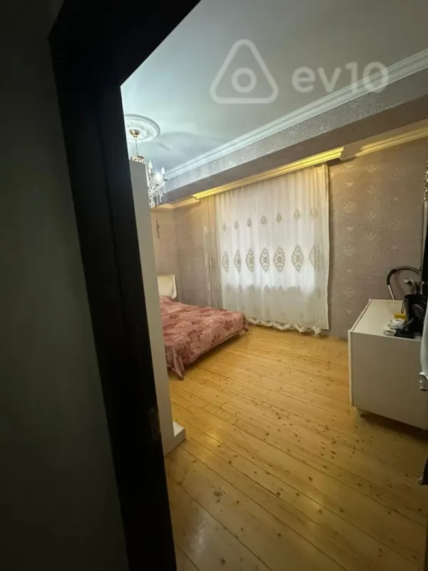 Satılır 3 otaqlı yeni tikili 115 m²
