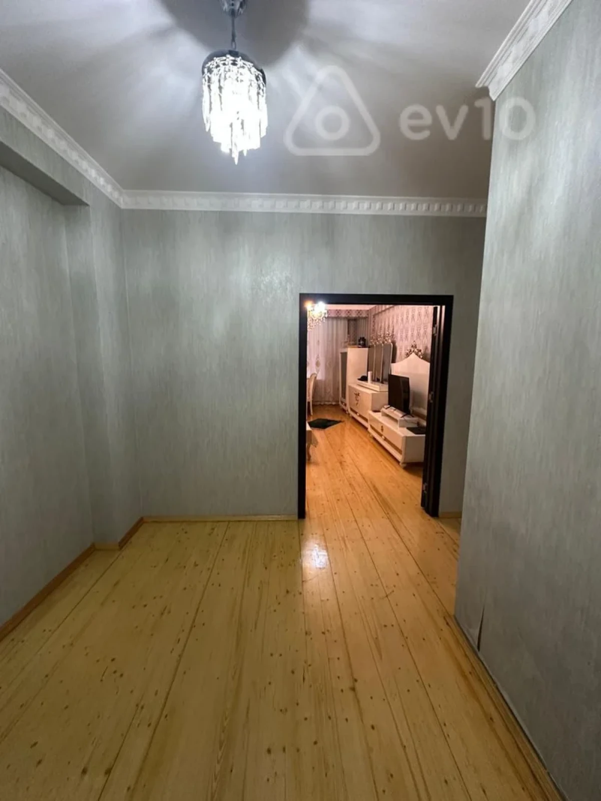 Satılır 3 otaqlı yeni tikili 115 m²