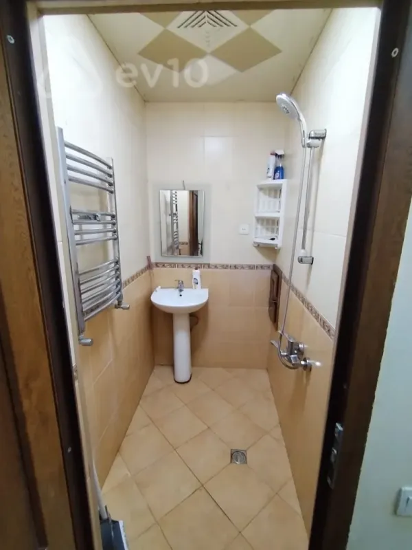 Satılır 2 otaqlı yeni tikili 85 m²