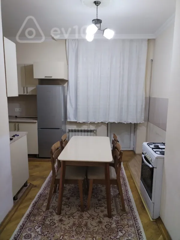Satılır 2 otaqlı yeni tikili 85 m²