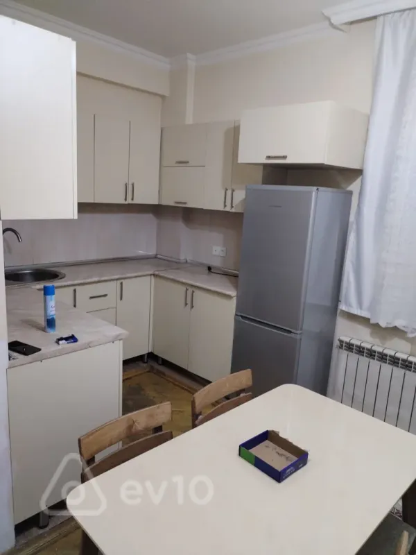 Satılır 2 otaqlı yeni tikili 85 m²
