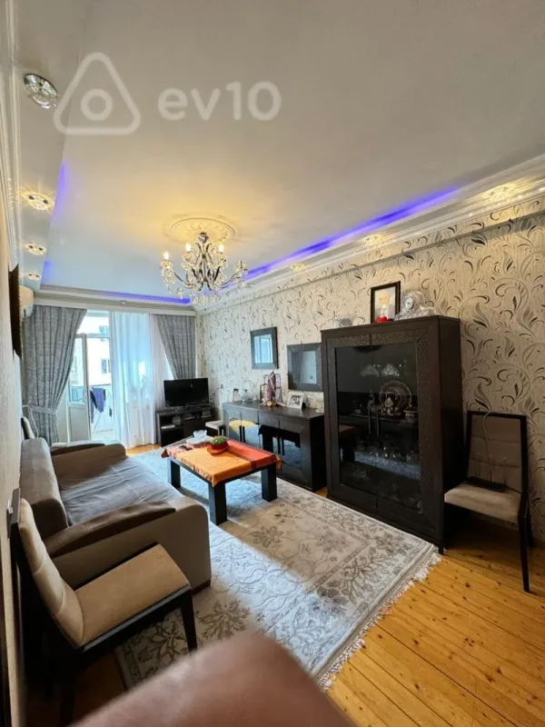 Satılır 2 otaqlı yeni tikili 52 m²