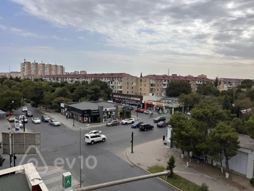 Satılır 2 otaqlı köhnə tikili 49 m²