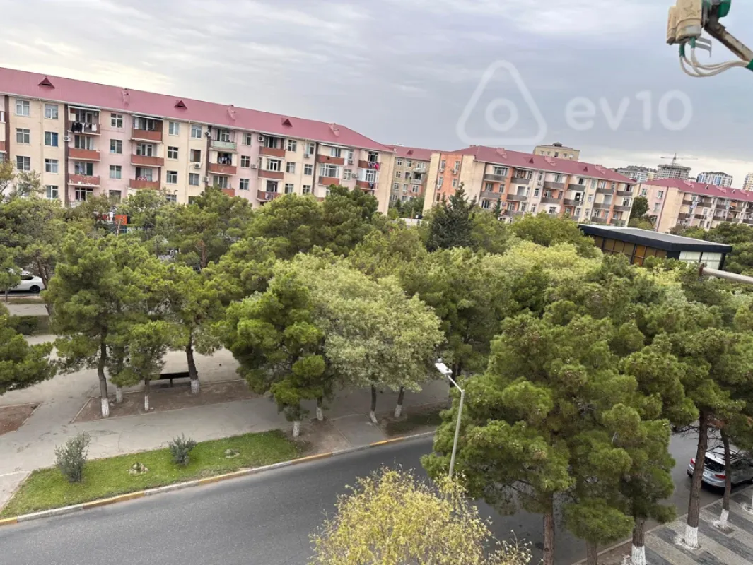 Satılır 2 otaqlı köhnə tikili 49 m²