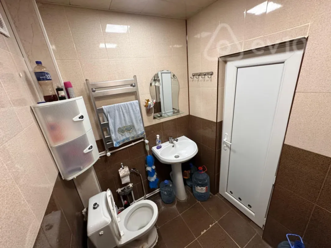 Satılır 2 otaqlı köhnə tikili 49 m²