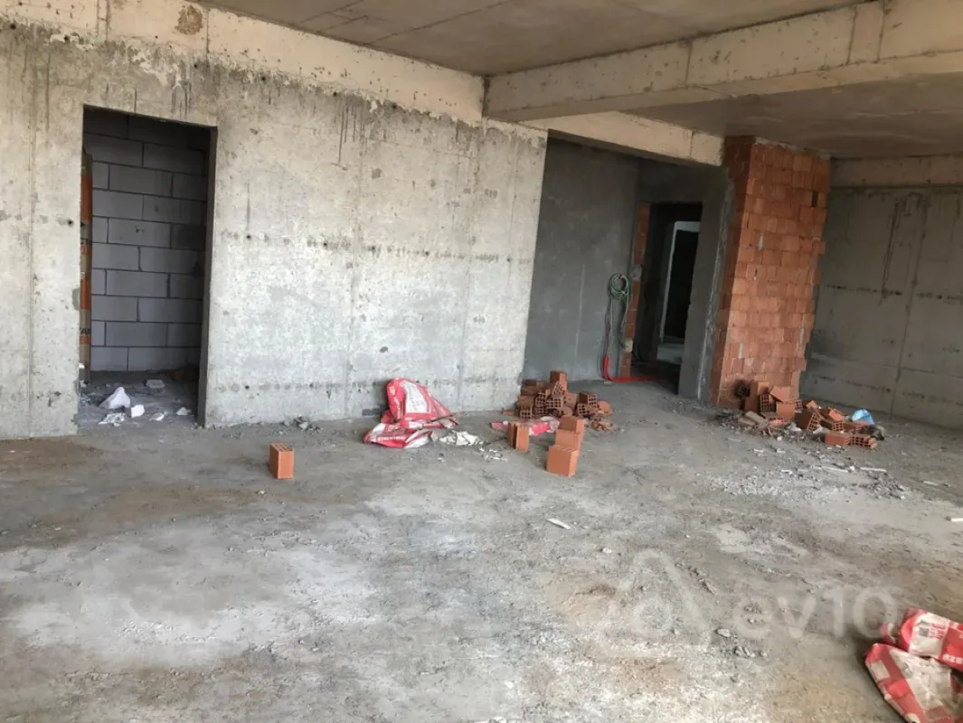 Satılır 2 otaqlı yeni tikili 115 m²