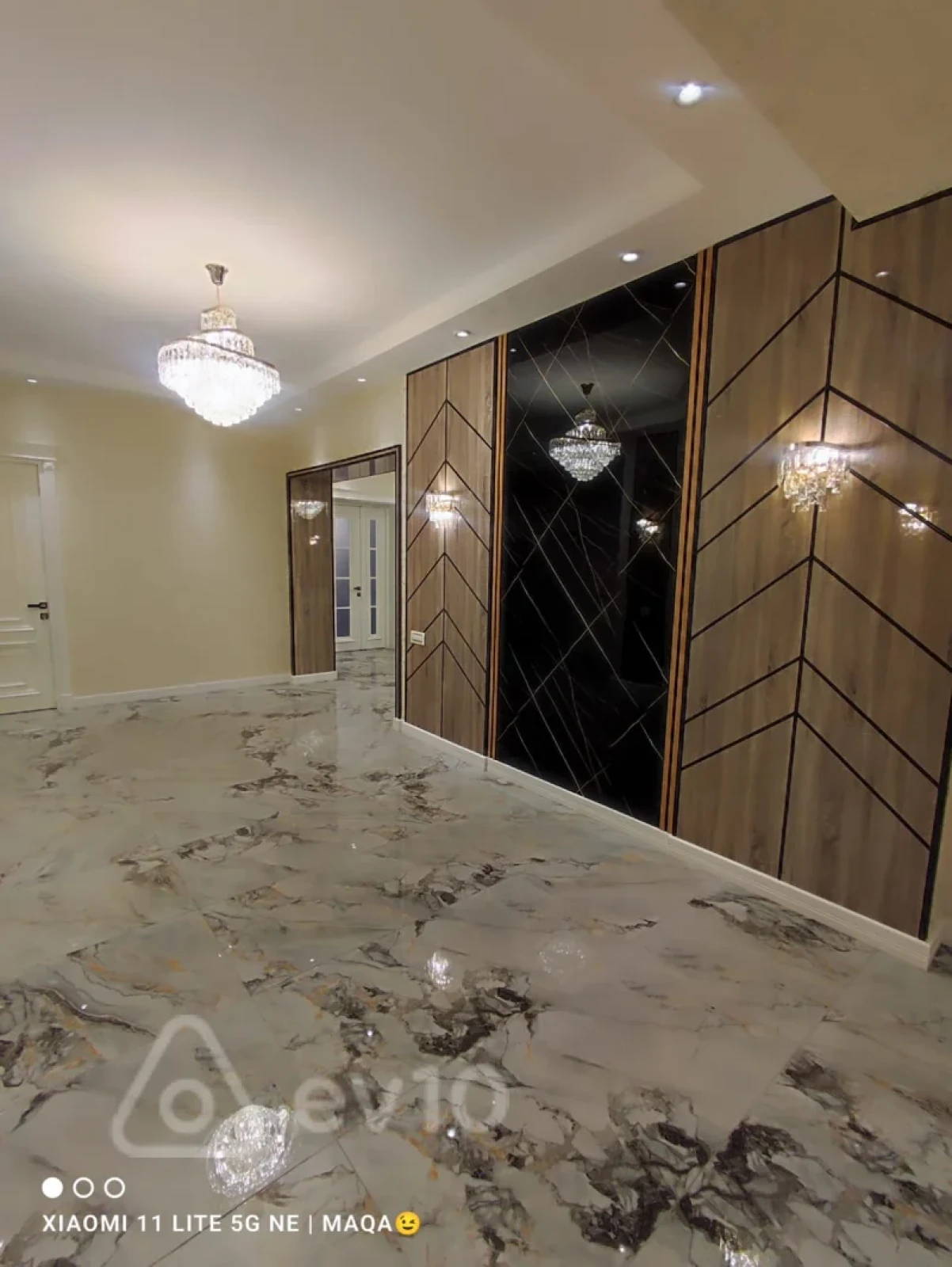 Satılır 4 otaqlı yeni tikili 215 m²