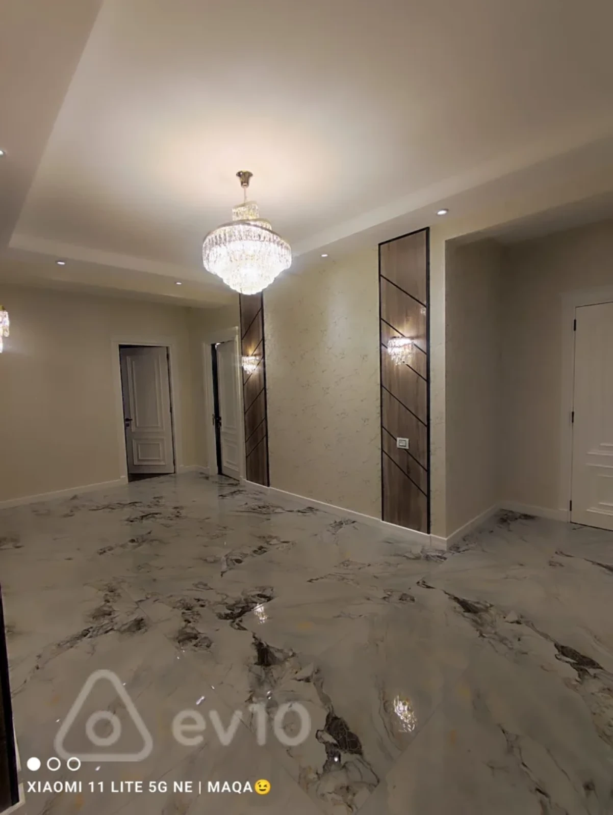 Satılır 4 otaqlı yeni tikili 215 m²