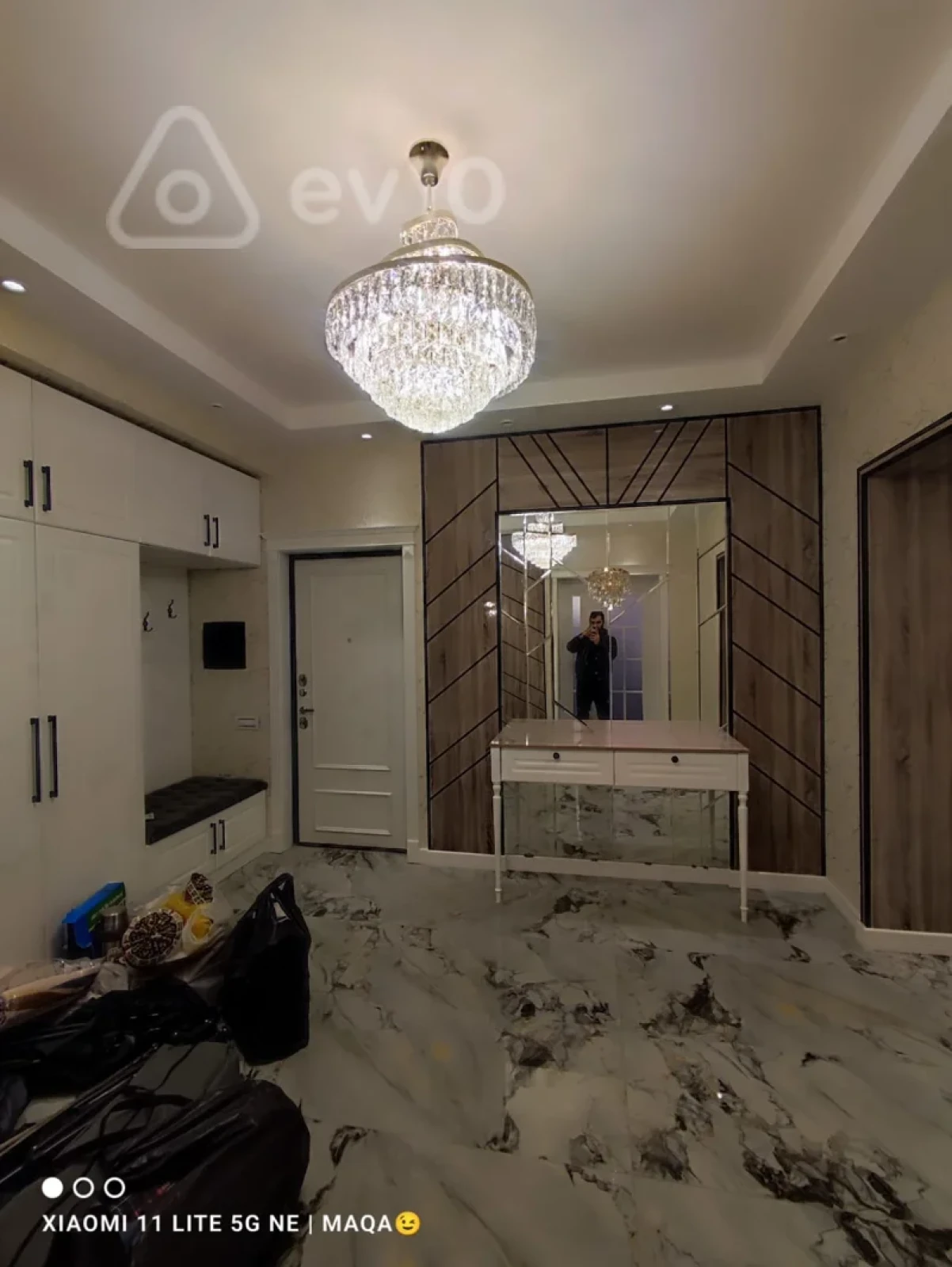 Satılır 4 otaqlı yeni tikili 215 m²