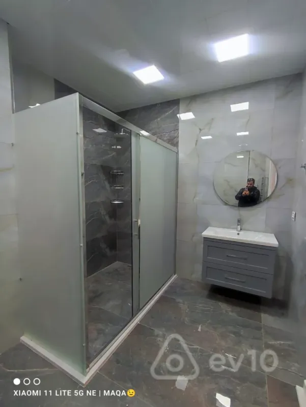 Satılır 4 otaqlı yeni tikili 215 m²