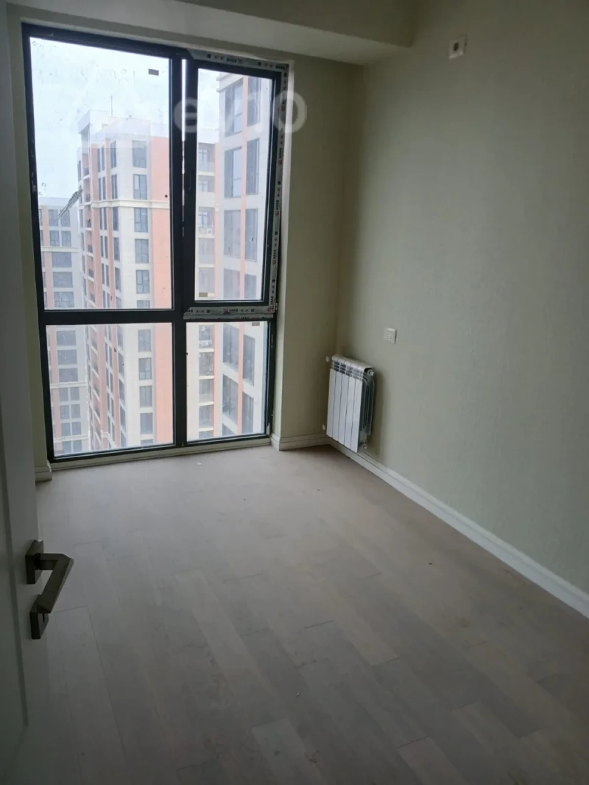Satılır 3 otaqlı yeni tikili 82 m²