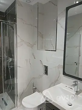 Satılır 3 otaqlı yeni tikili 82 m²