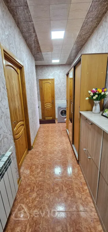 Satılır 3 otaqlı köhnə tikili 60 m²