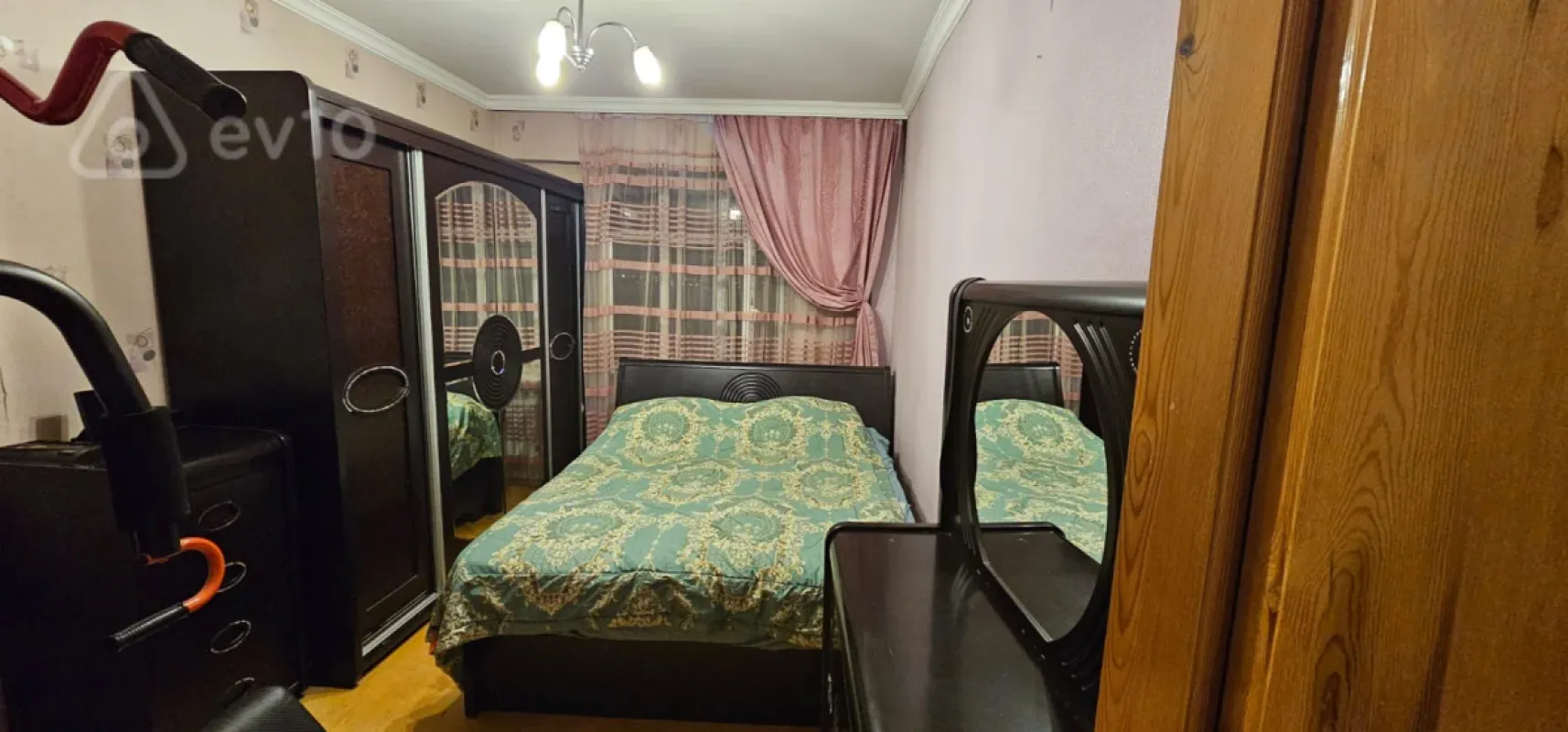 Satılır 3 otaqlı köhnə tikili 60 m²