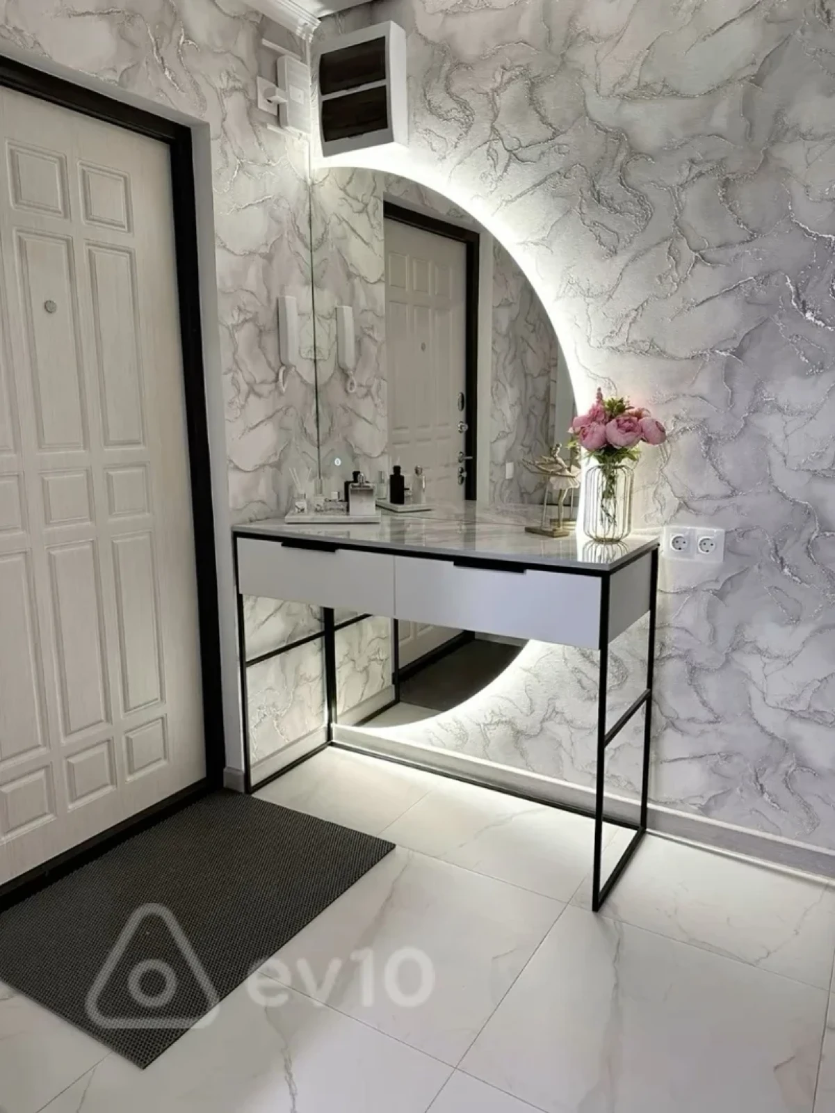 Satılır 2 otaqlı yeni tikili 80 m²