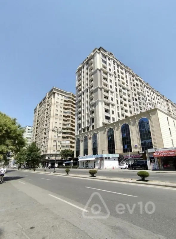 Satılır 2 otaqlı yeni tikili 67 m²