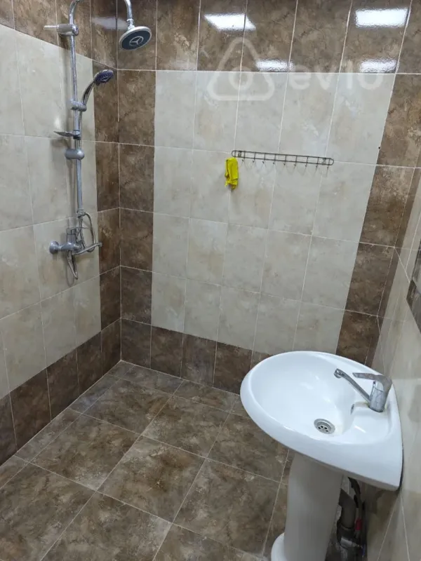 Kirayə verilir 2 otaqlı yeni tikili 58 m²