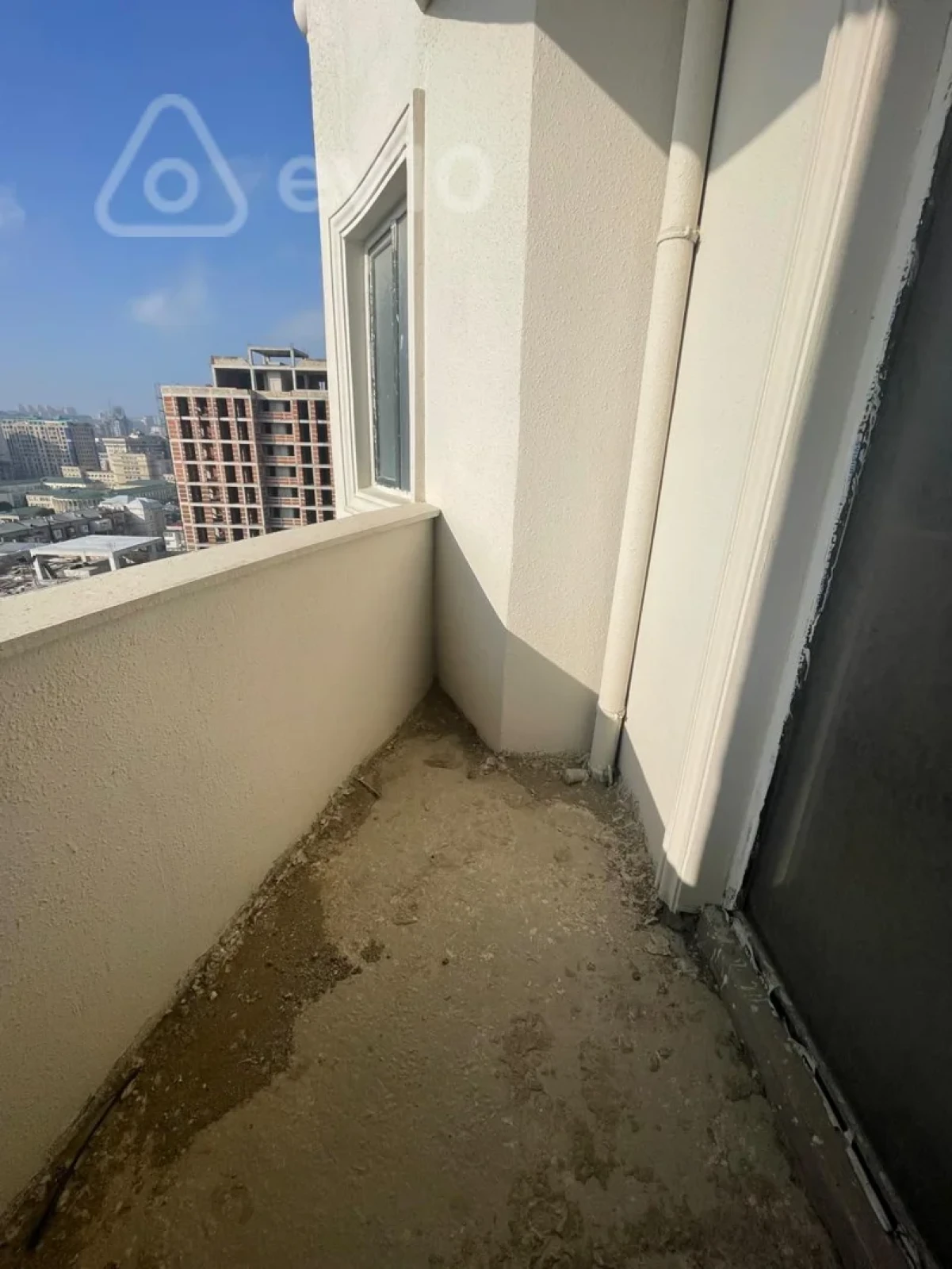 Satılır 4 otaqlı yeni tikili 185 m²