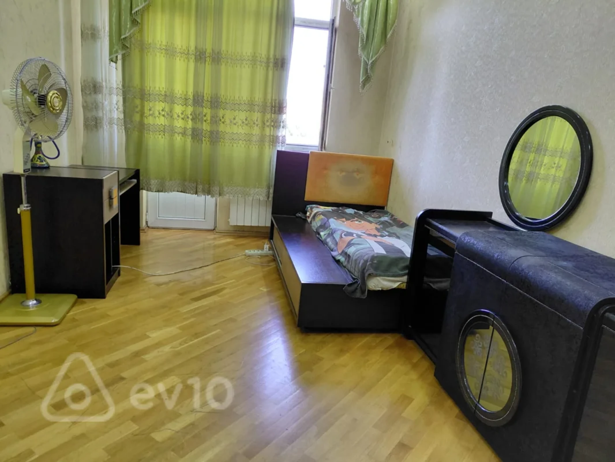 Satılır 3 otaqlı yeni tikili 178 m²