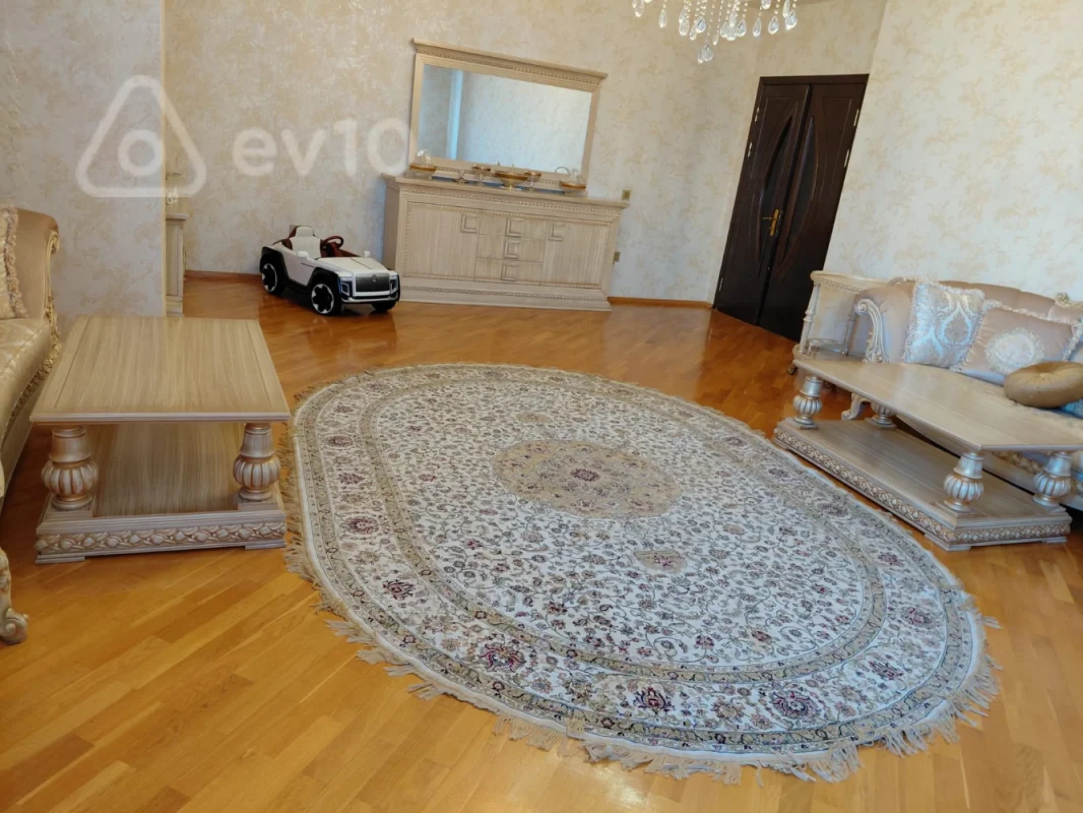 Satılır 3 otaqlı yeni tikili 178 m²