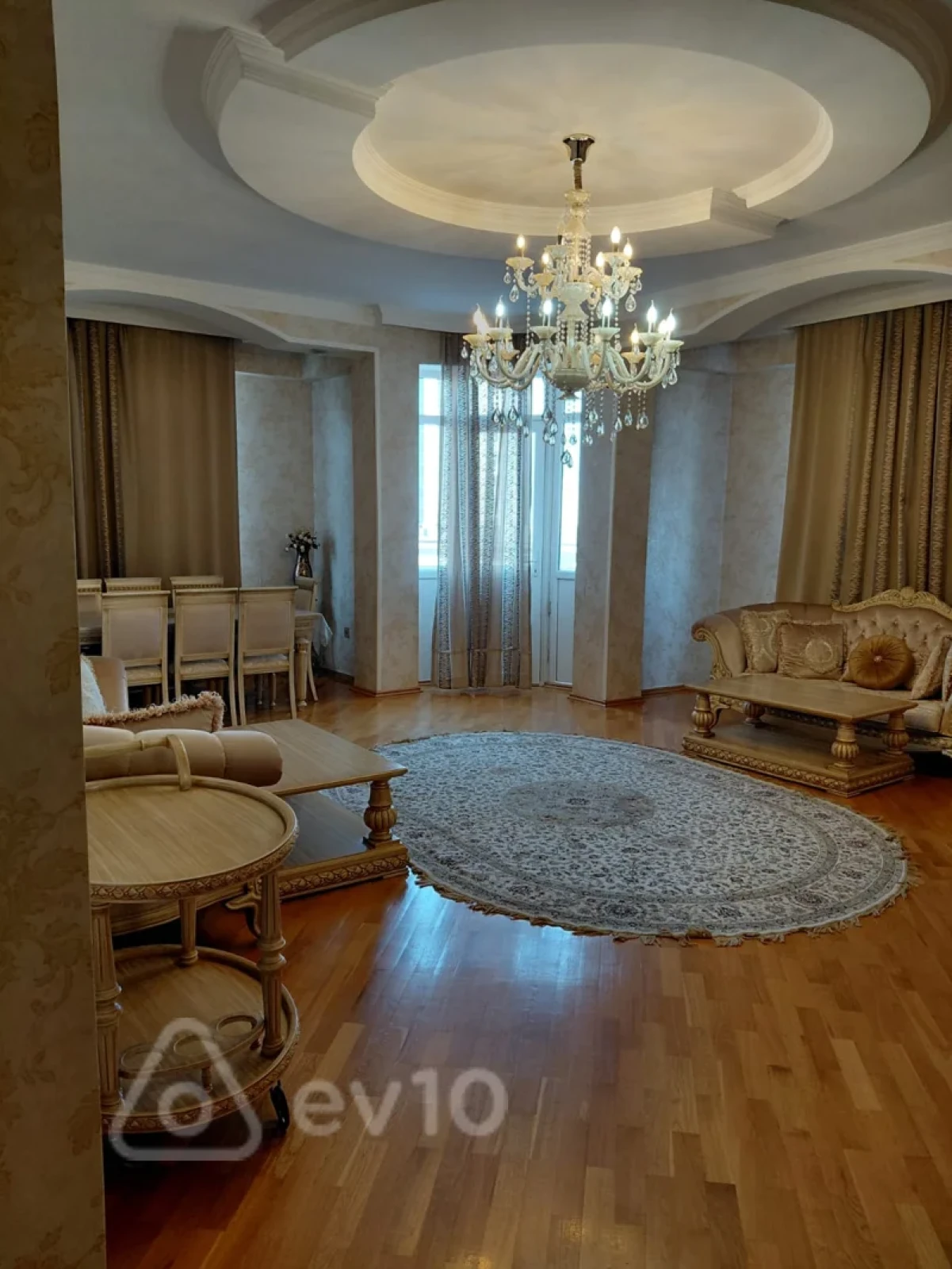 Satılır 3 otaqlı yeni tikili 178 m²