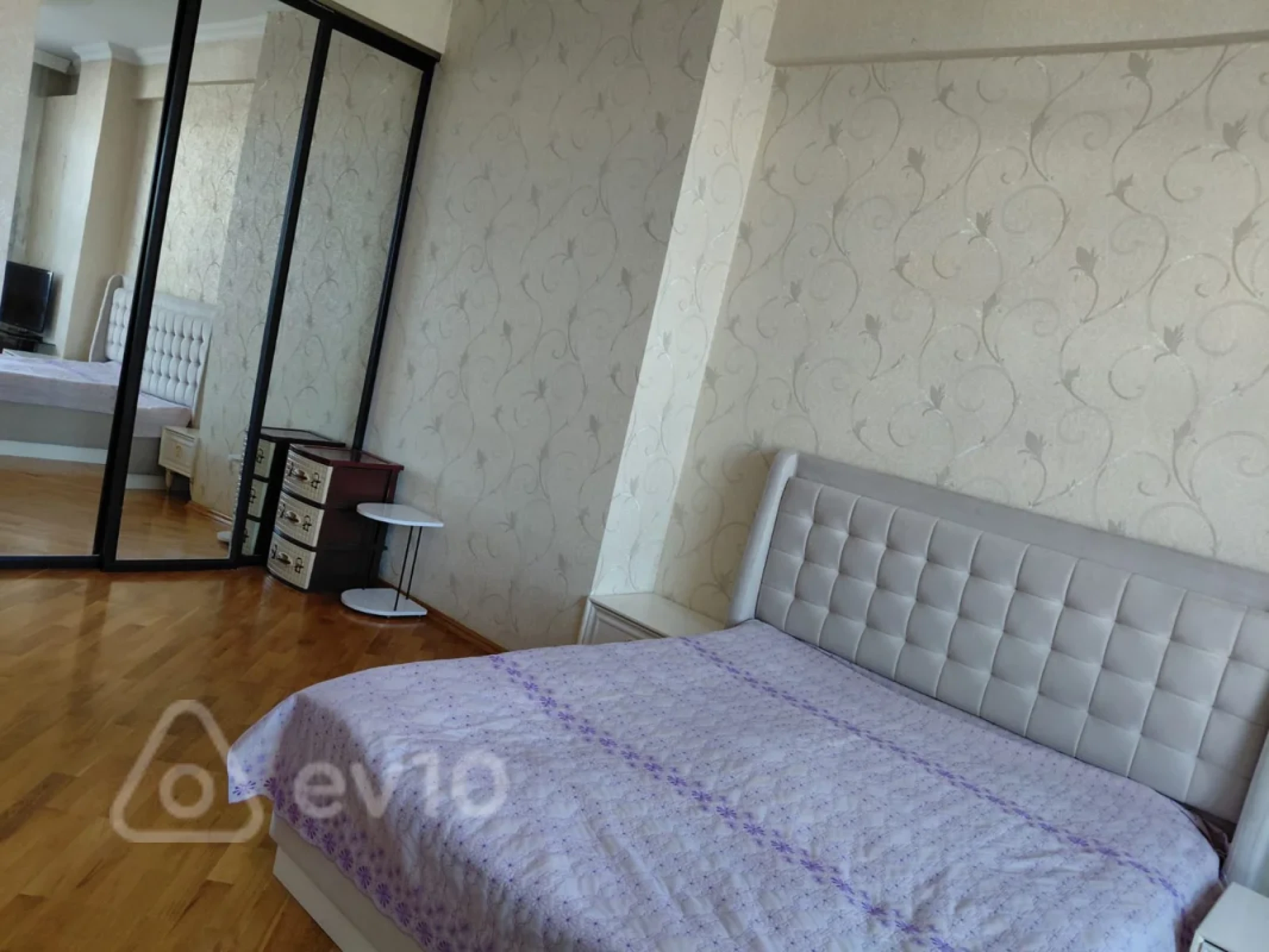 Satılır 3 otaqlı yeni tikili 178 m²