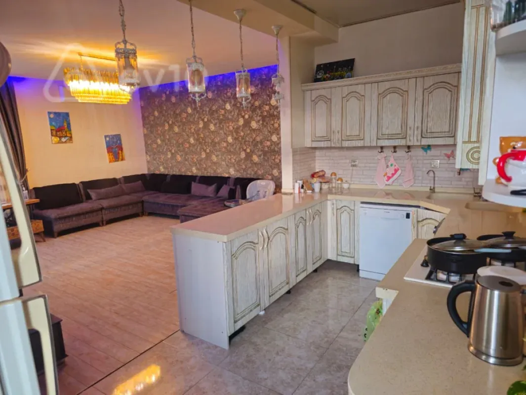 Satılır 3 otaqlı yeni tikili 129 m²