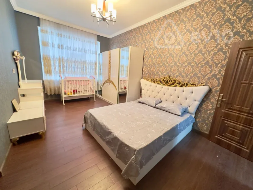 Satılır 4 otaqlı yeni tikili 170 m²