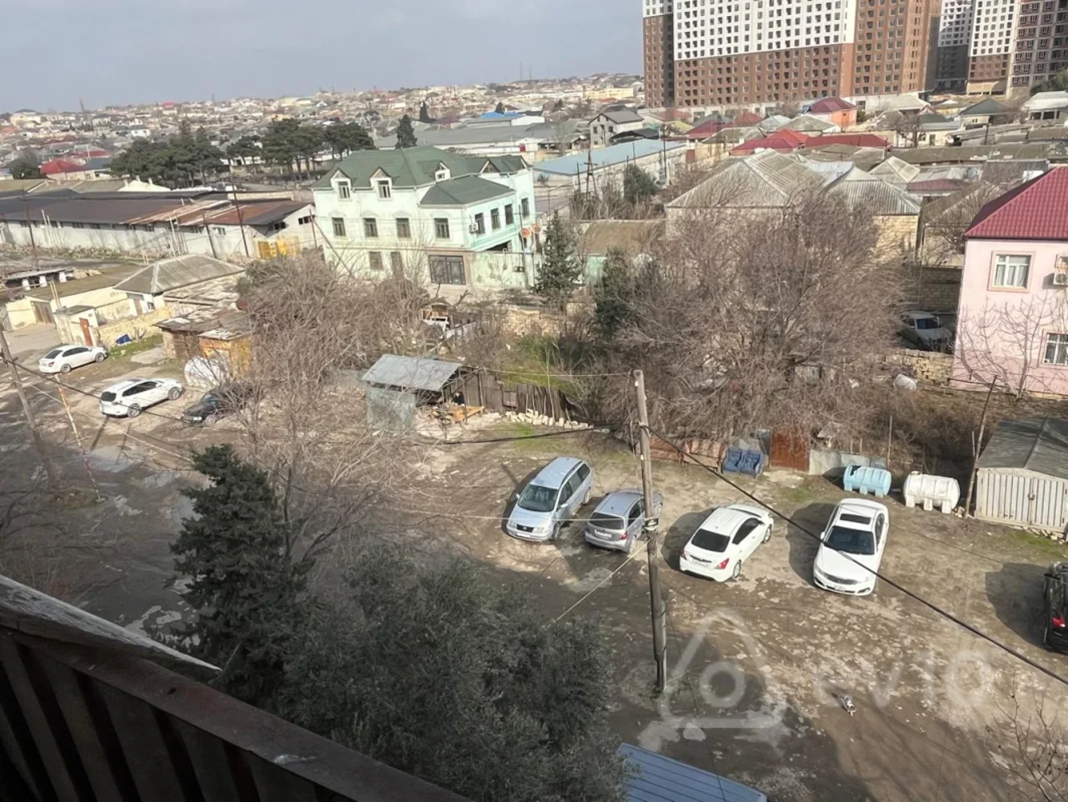 Kirayə verilir 2 otaqlı köhnə tikili 65 m²
