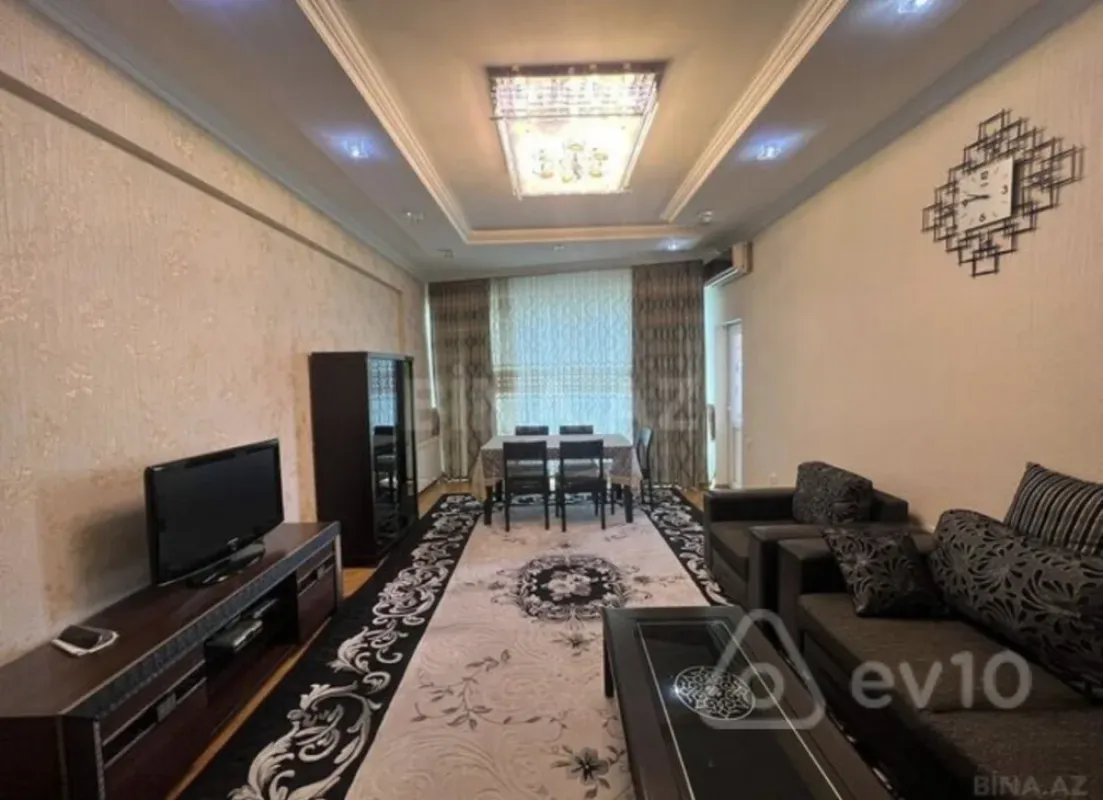 Kirayə verilir 3 otaqlı yeni tikili 100 m²