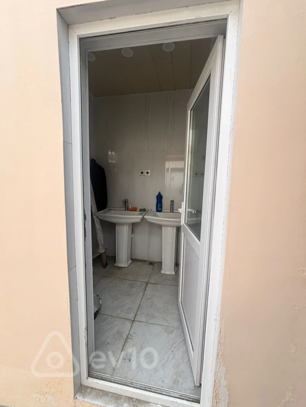 Kirayə verilir mənzil 250 m²