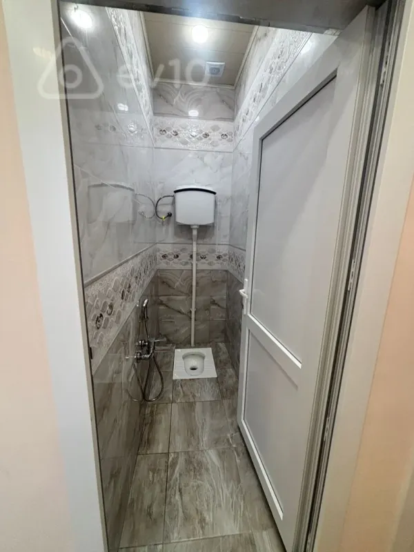 Kirayə verilir mənzil 250 m²