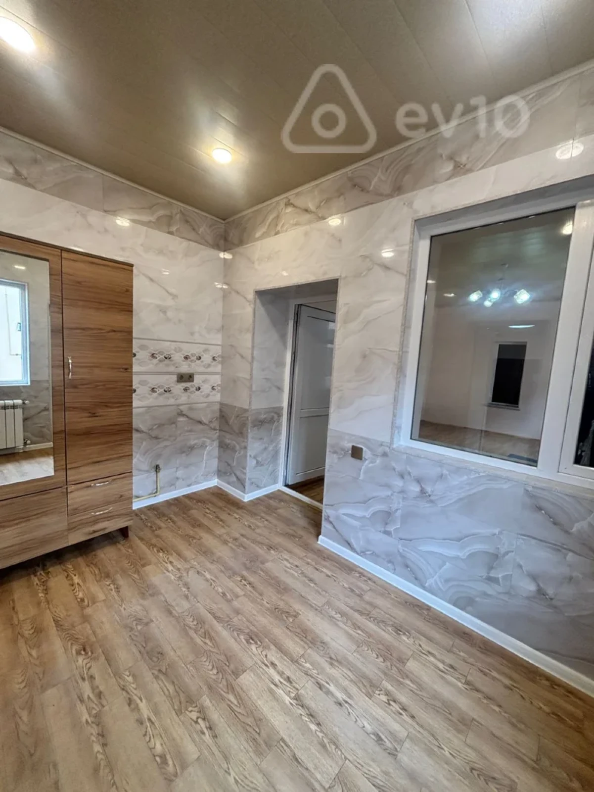 Kirayə verilir mənzil 250 m²