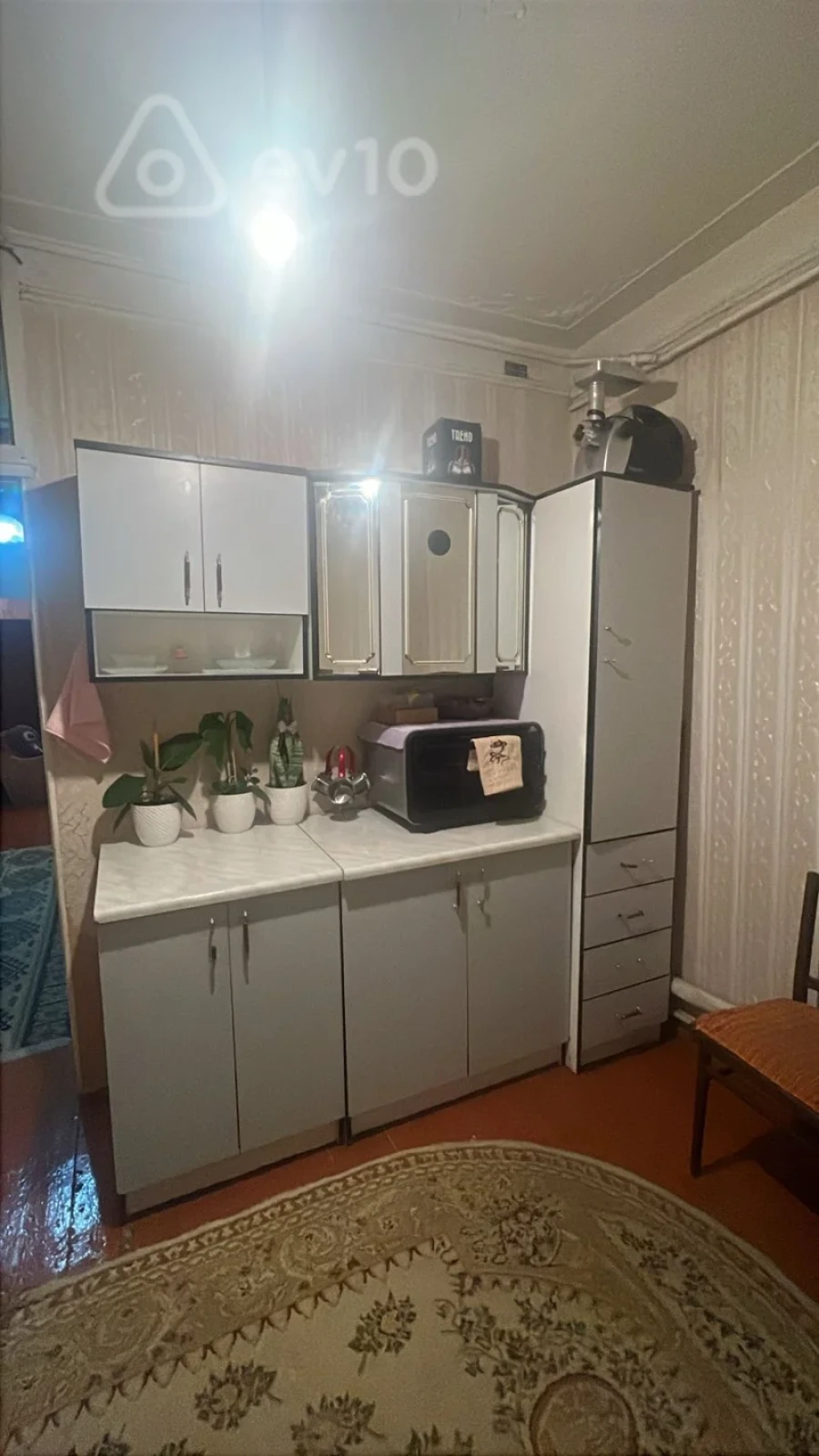 Kirayə verilir 2 otaqlı köhnə tikili 60 m²