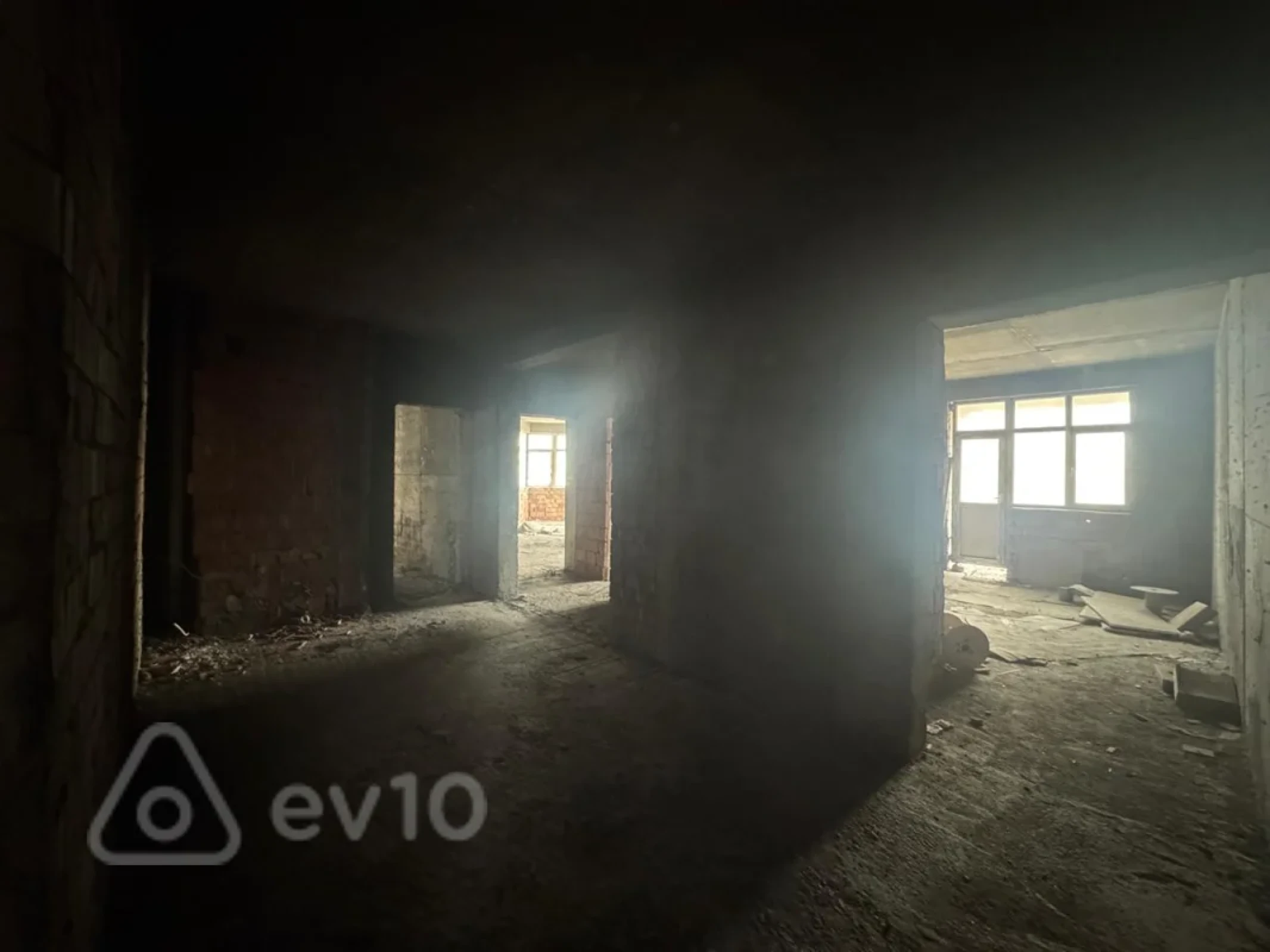 Satılır 3 otaqlı yeni tikili 170 m²