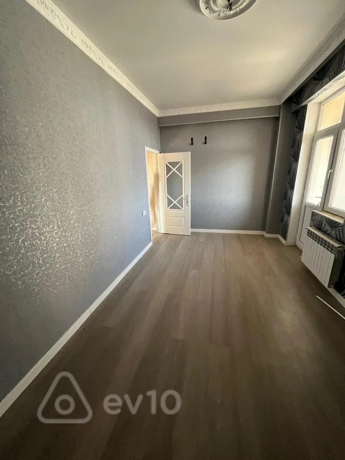 Satılır 2 otaqlı yeni tikili 92 m²