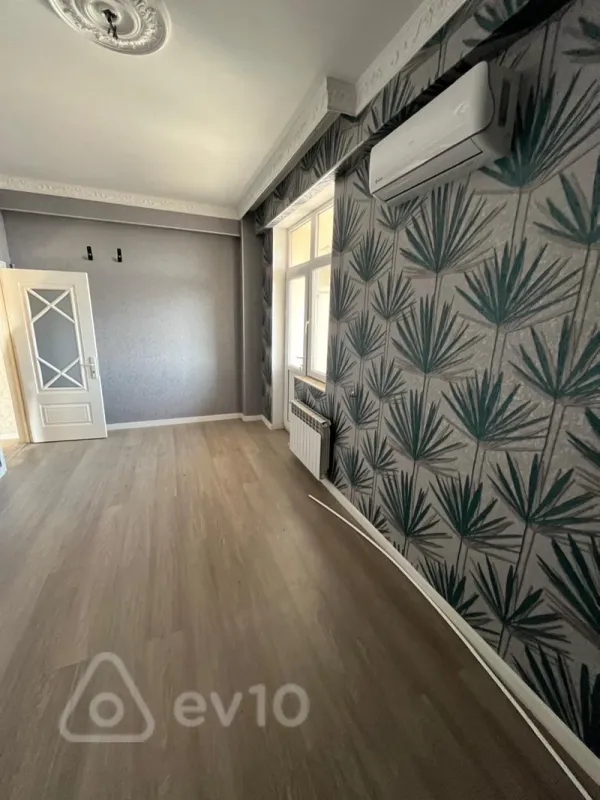 Satılır 2 otaqlı yeni tikili 92 m²