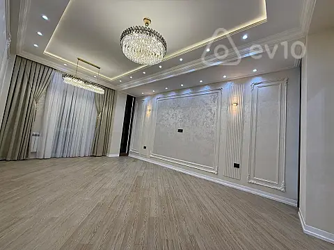 Satılır 3 otaqlı yeni tikili 130 m²
