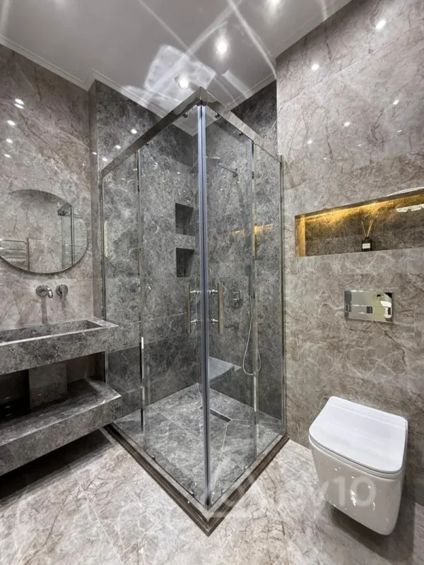 Satılır 3 otaqlı yeni tikili 130 m²