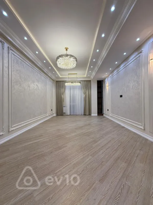 Satılır 3 otaqlı yeni tikili 130 m²