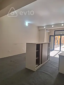 Kirayə verilir mənzil 38 m²