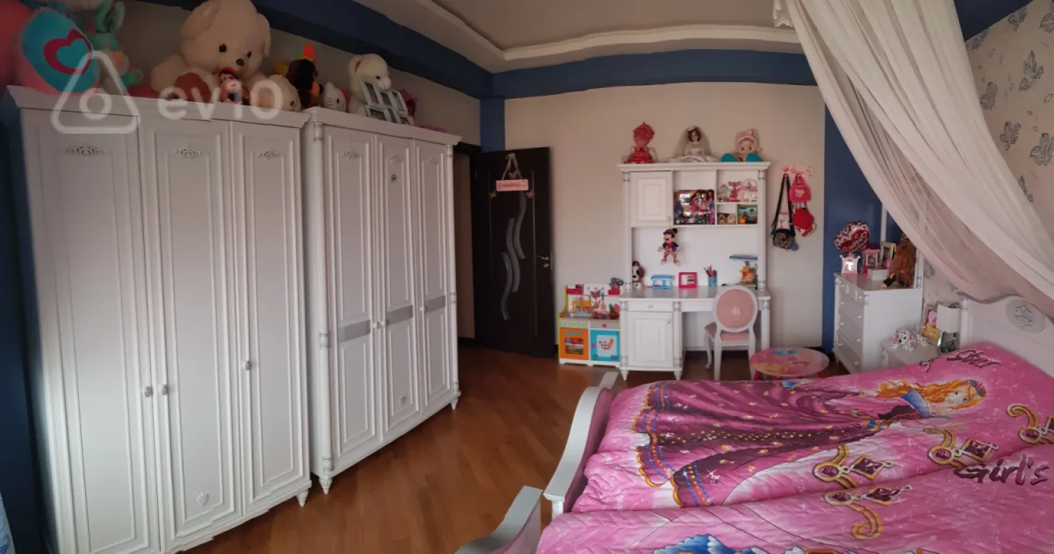 Satılır 4 otaqlı yeni tikili 170 m²