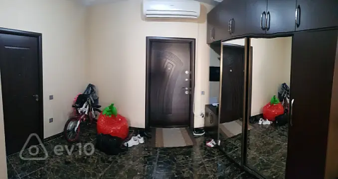 Satılır 4 otaqlı yeni tikili 170 m²