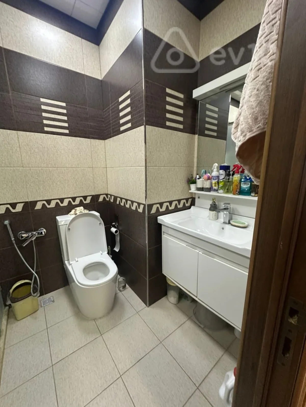 Satılır 3 otaqlı yeni tikili 107 m²