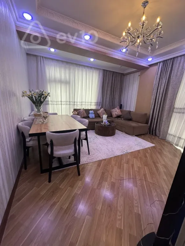 Satılır 3 otaqlı yeni tikili 107 m²