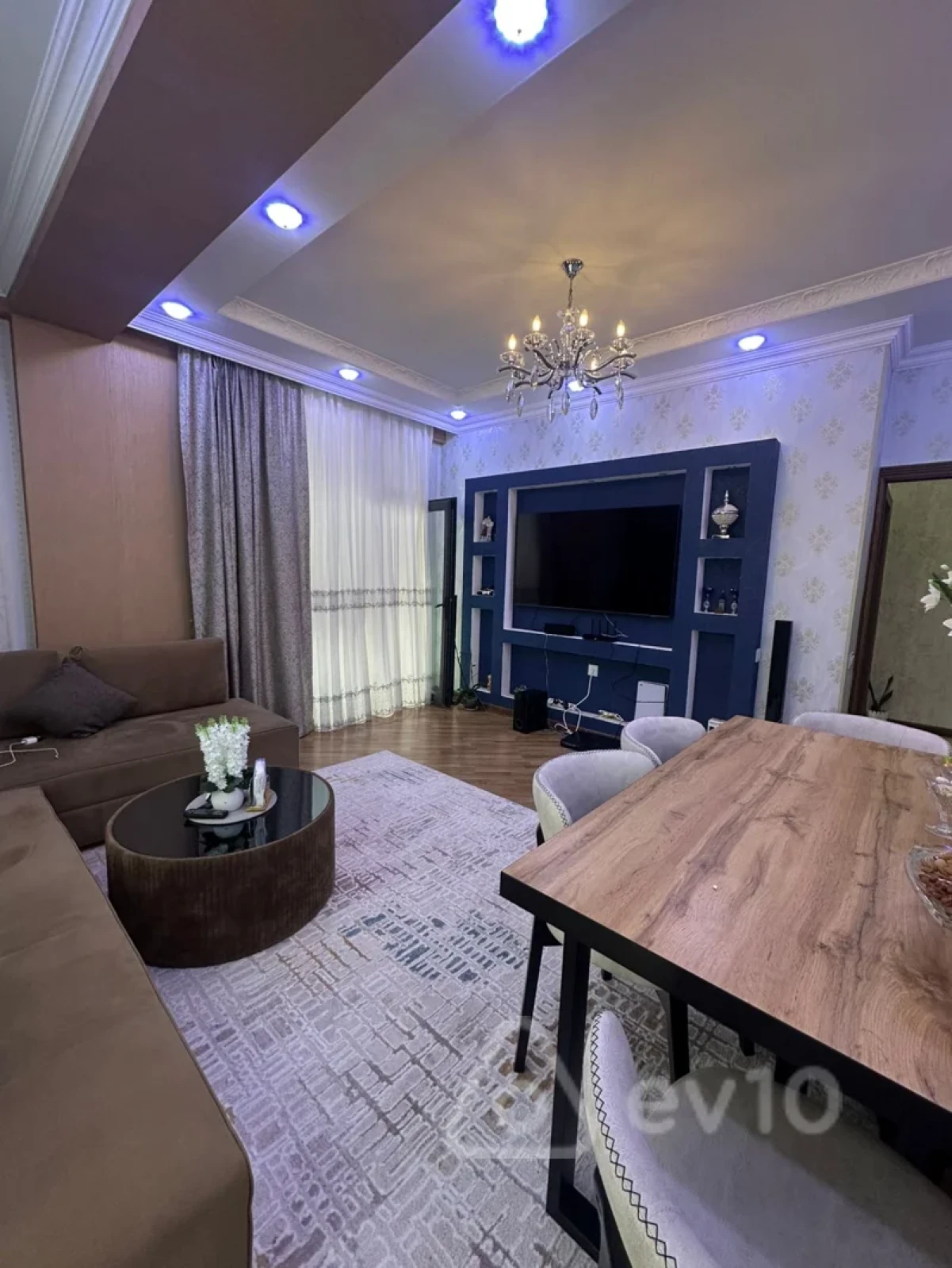 Satılır 3 otaqlı yeni tikili 107 m²