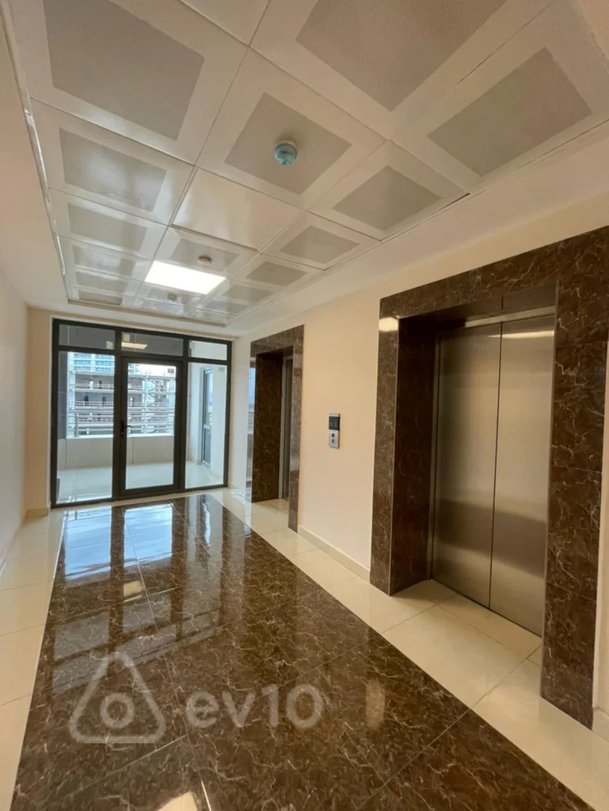 Satılır 3 otaqlı yeni tikili 157 m²