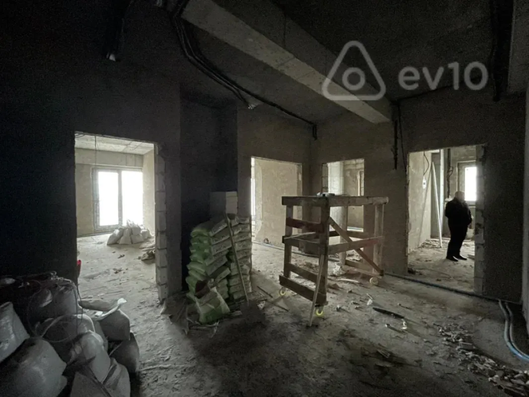 Satılır 3 otaqlı yeni tikili 157 m²