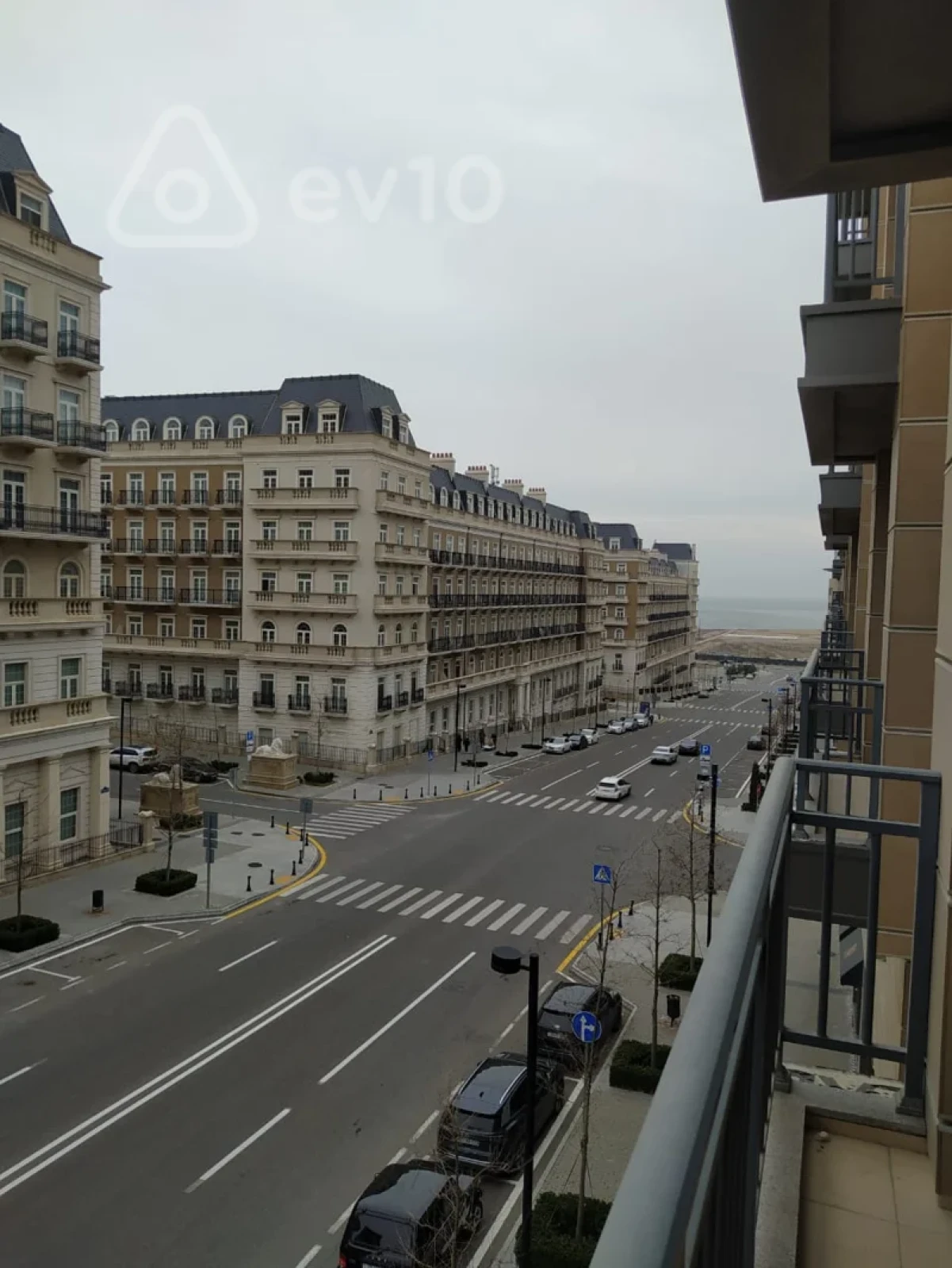 Kirayə verilir 3 otaqlı yeni tikili 145 m²